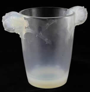 R. Lalique Chamarande Vase