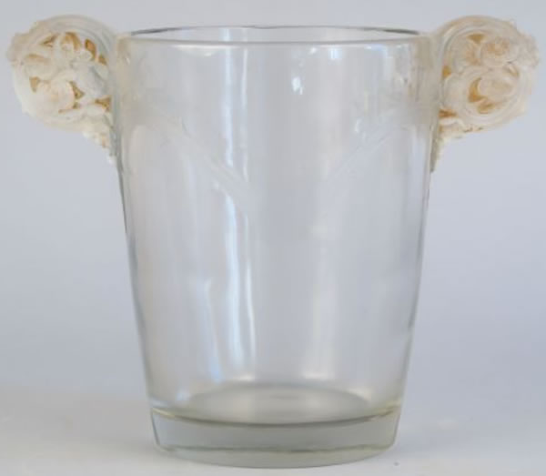 R. Lalique Chamarande Vase