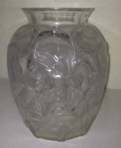 R. Lalique Chamois Vase