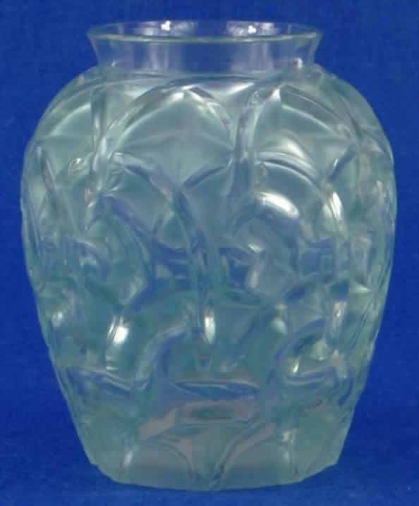 R. Lalique Chamois Vase
