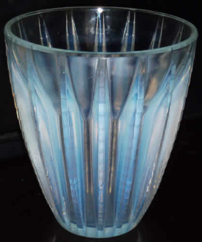 R. Lalique Chamonix Vase