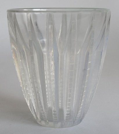 R. Lalique Chamonix Vase