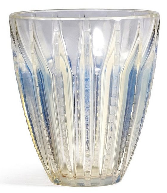 R. Lalique Chamonix Vase