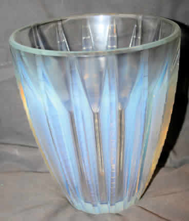 R. Lalique Chamonix Vase