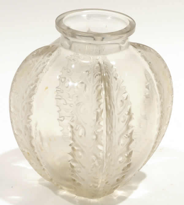 R. Lalique Chardons Vase