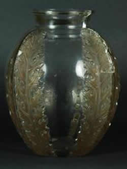 R. Lalique Chardons Vase