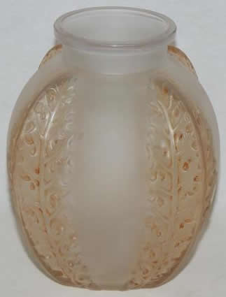 R. Lalique Chardons Vase