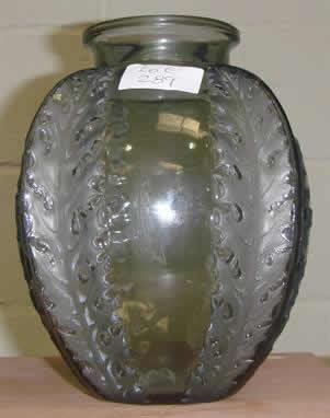 R. Lalique Chardons Vase