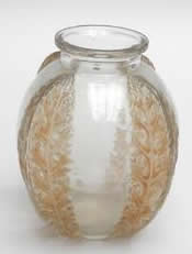 R. Lalique Chardons Vase