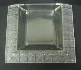 R. Lalique Charme Table Centre