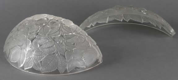 R. Lalique Charmes Sconce