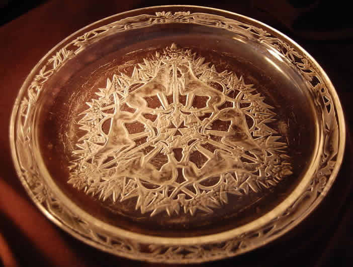 R. Lalique Chasse Chiens Plate