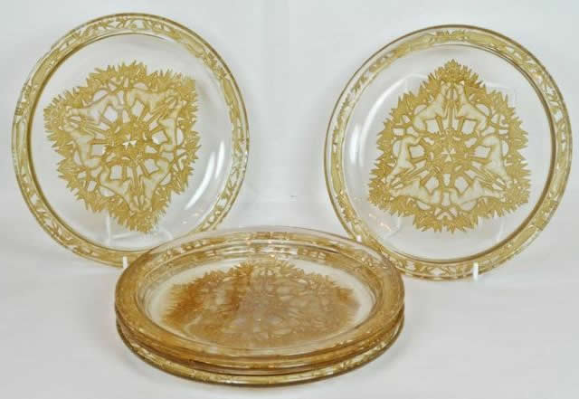 R. Lalique Chasse Chiens Plate