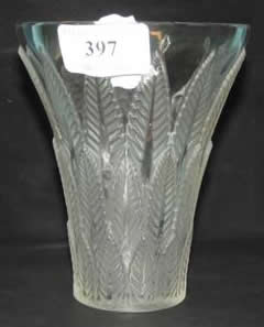 R. Lalique Chataignier Vase