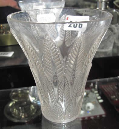 R. Lalique Chataignier Vase