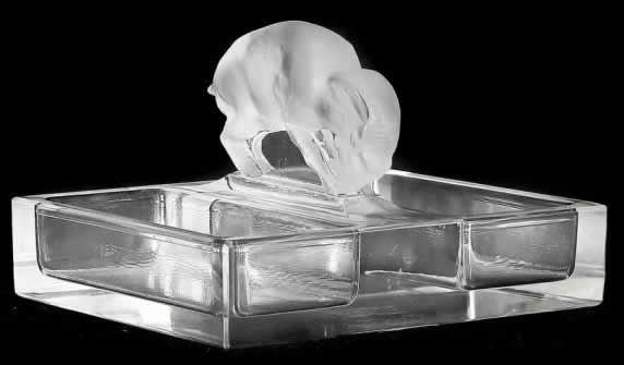 R. Lalique Chevre Cendrier