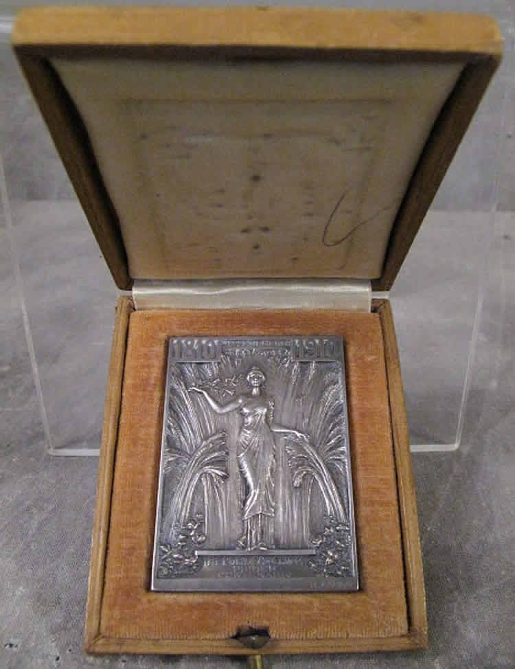 R. Lalique Chile Independence Centennial Anniversary Medal