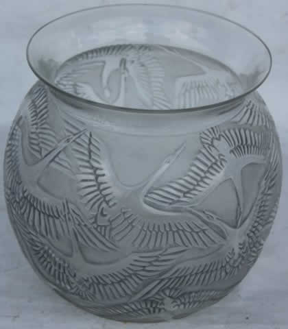 R. Lalique Cigognes Vase