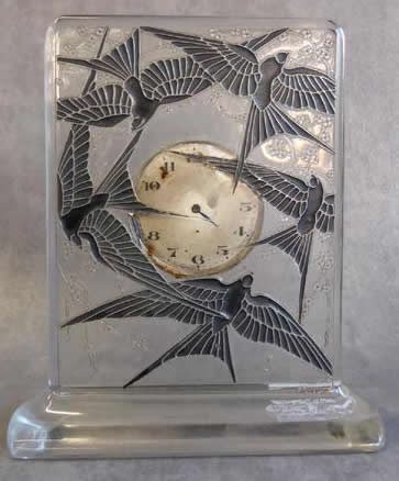 R. Lalique Cinq Hirondelles Clock