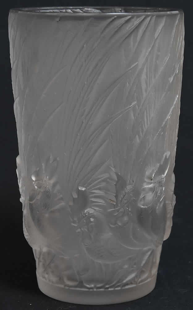 R. Lalique Coqs Et Plumes Vase