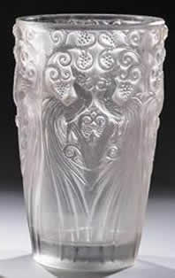 R. Lalique Coqs Et Raisins Vase