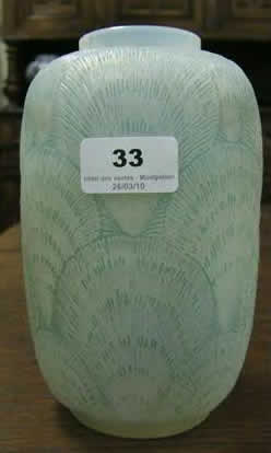 R. Lalique Coquilles Vase
