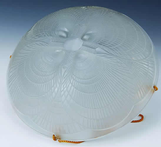 R. Lalique Coquilles Light Fixture