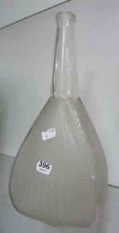 R. Lalique Coquilles Decanter