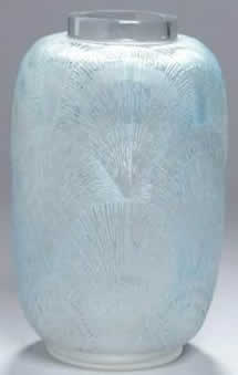 R. Lalique Coquilles Vase
