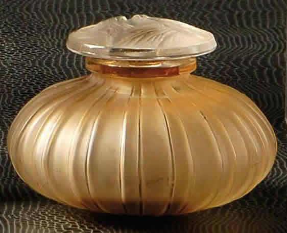 Rene Lalique A Cotes Bouchon Papillons Perfume Bottle