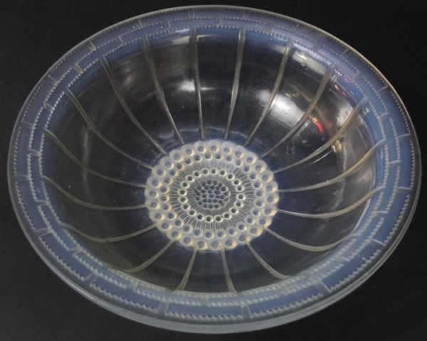 R. Lalique Cremieu Bowl