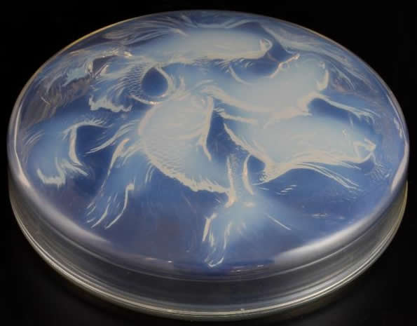 R. Lalique Cyprins Box