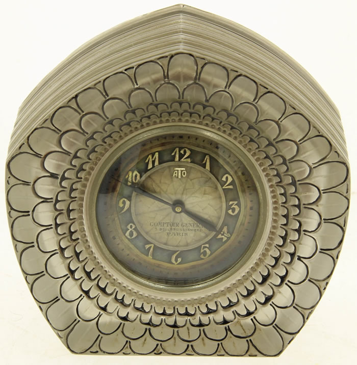 R. Lalique Dahlia Pendule