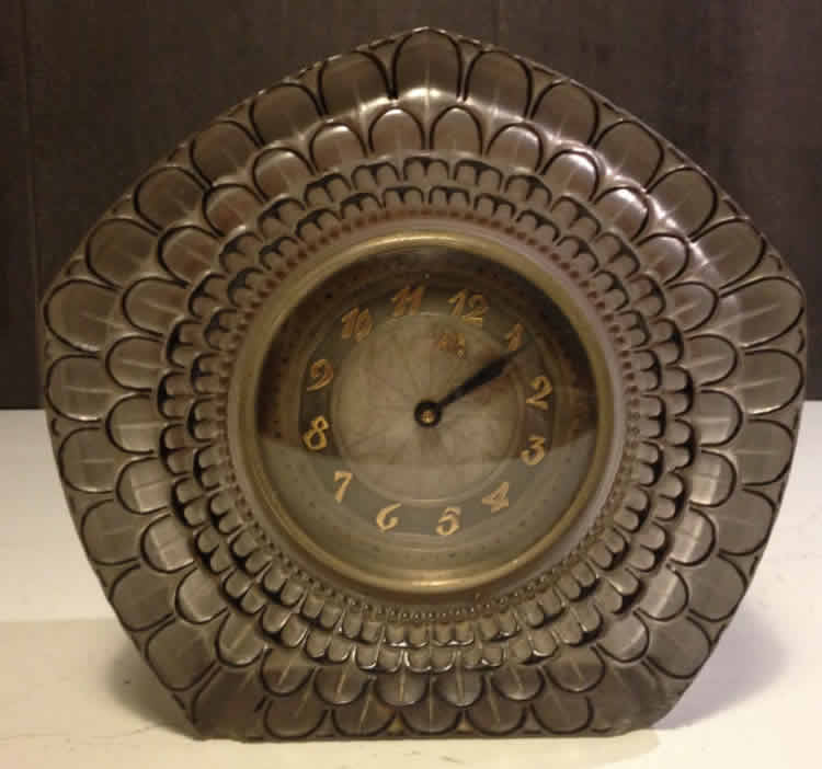 R. Lalique Dahlia Clock