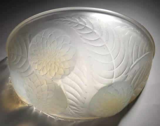 R. Lalique Dahlias Applique