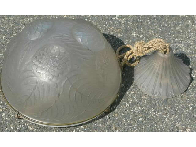 R. Lalique Dahlias Light Fixture