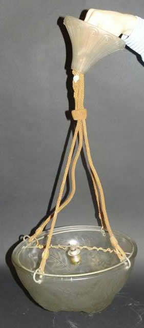R. Lalique Dahlias Suspension
