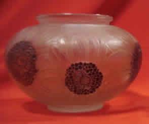 R. Lalique Dahlias Vase