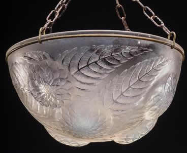 R. Lalique Dahlias Suspension