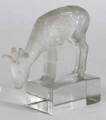 R. Lalique Daim Paperweight