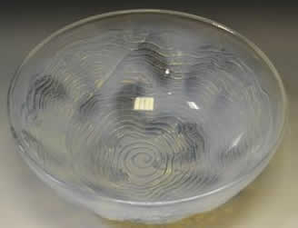 R. Lalique Dauphins Bowl