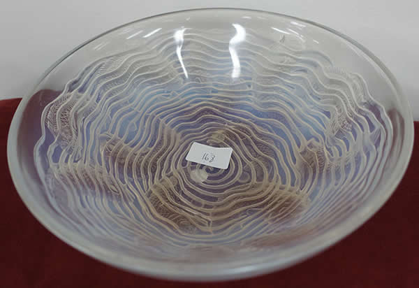 R. Lalique Dauphins Coupe