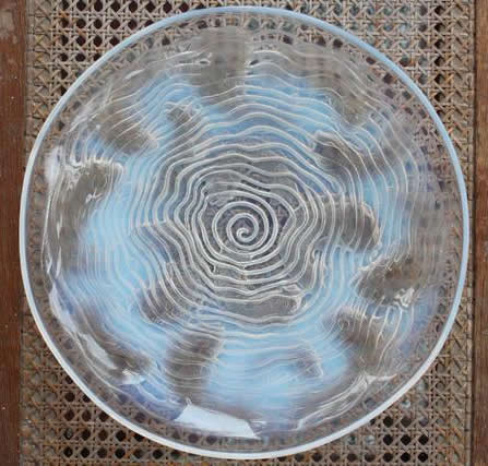 R. Lalique Dauphins Plate