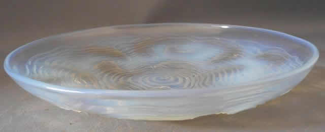 R. Lalique Dauphins Plate