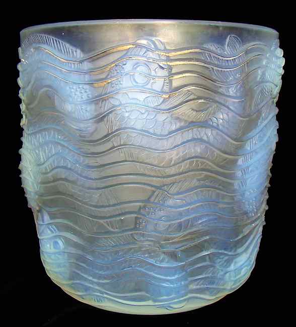 R. Lalique Dauphins Vase