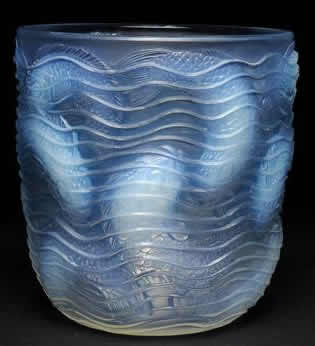 R. Lalique Dauphins Vase