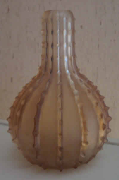 R. Lalique Dentele Vase