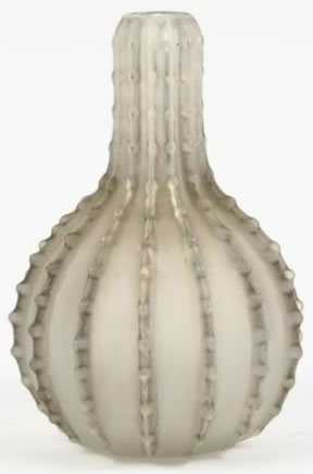 R. Lalique Dentele Vase