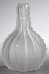 R. Lalique Dentele Vase