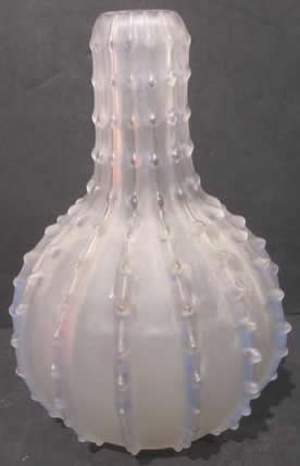 R. Lalique Dentele Vase